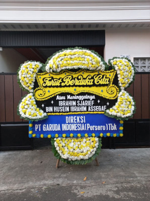 Papan Bunga Duka di Durai
